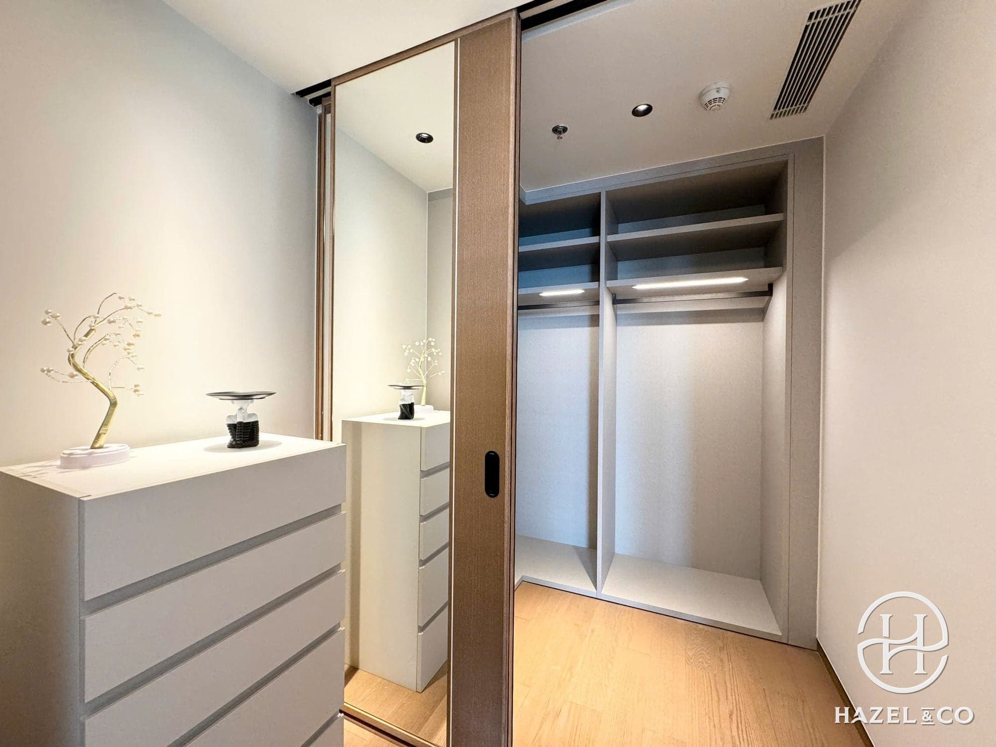 3BR, Sea Tower apartment, Grand Marina Saigon - photo 9