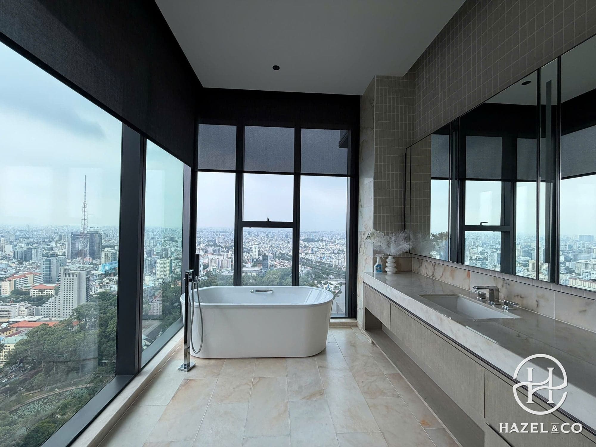 3BR, Lake Tower apartment, Grand Marina Saigon - photo 7